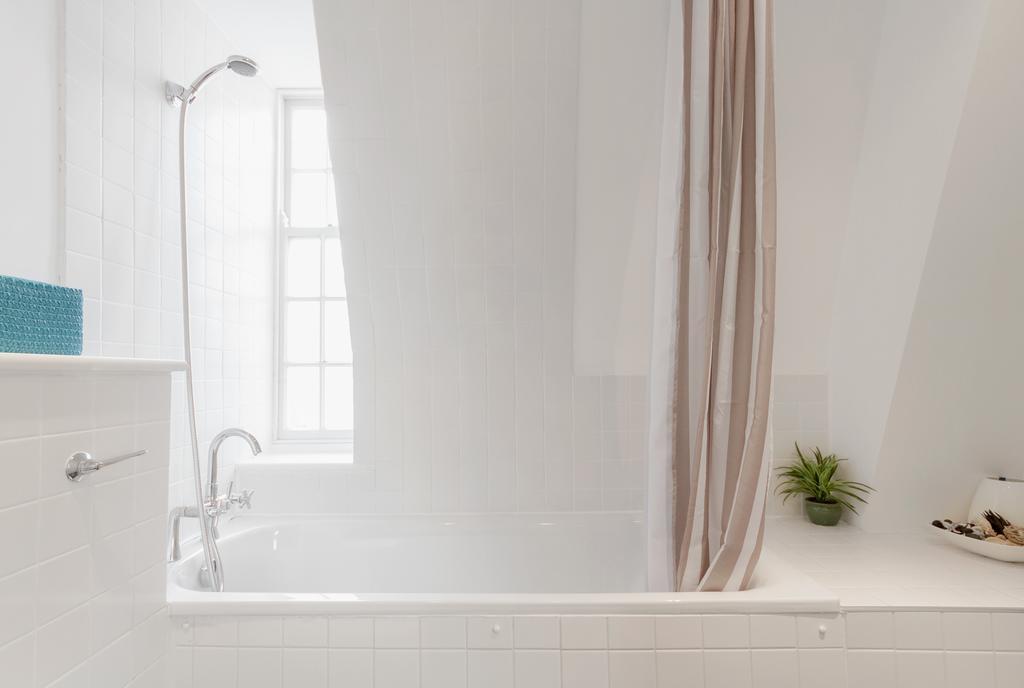 Roomspace Serviced Apartments - Groveland Court Londen Kamer foto